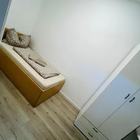 Leoben 6 Apartment *
